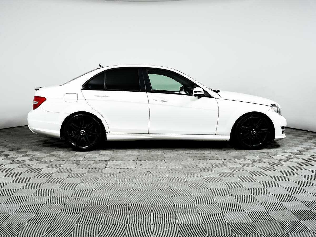 Mercedes-Benz C-Класс с пробегом — 2013 год. Фото: #3