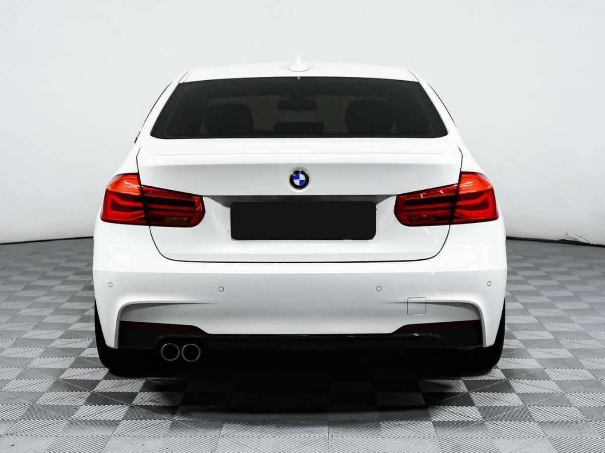 BMW 3 серии с пробегом — 2018 год. Фото: #5