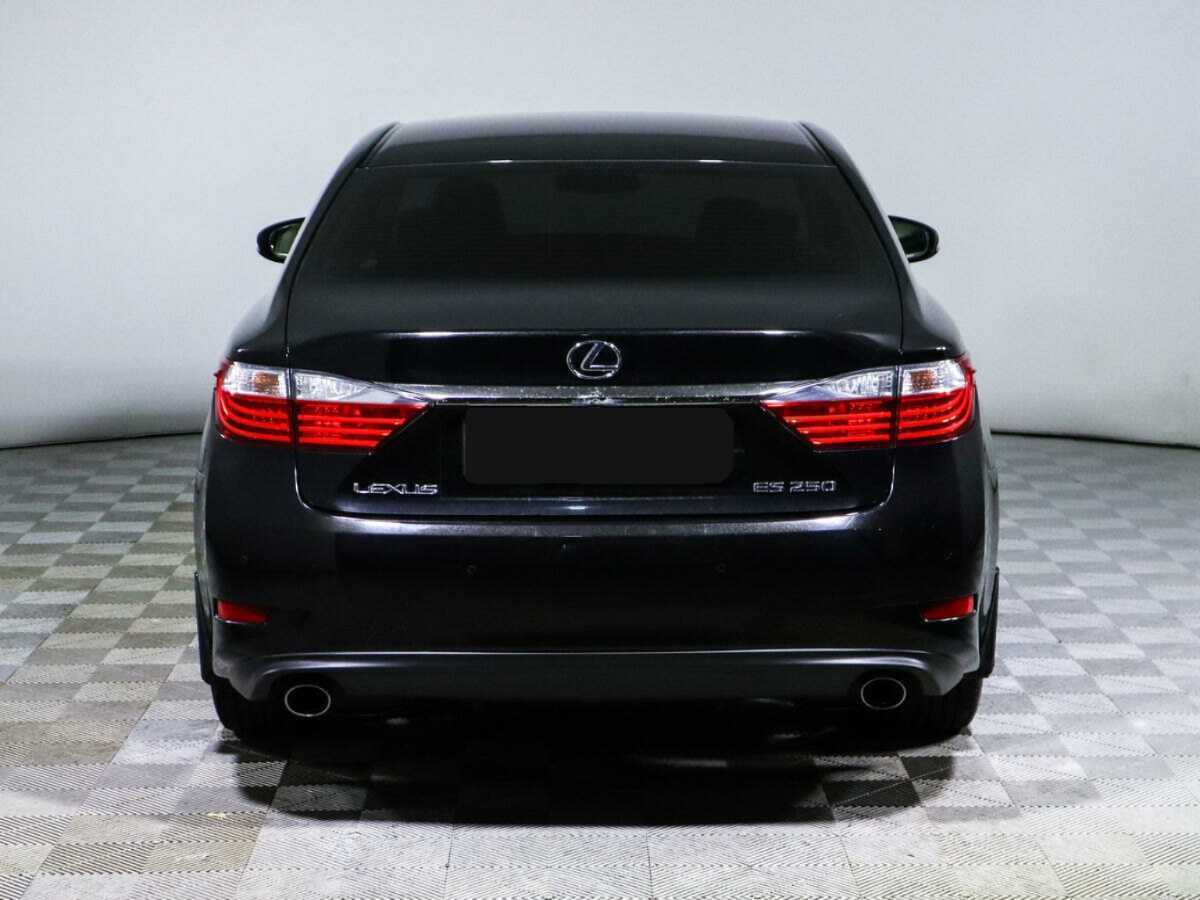 Lexus ES с пробегом — 2014 год. Фото: #4