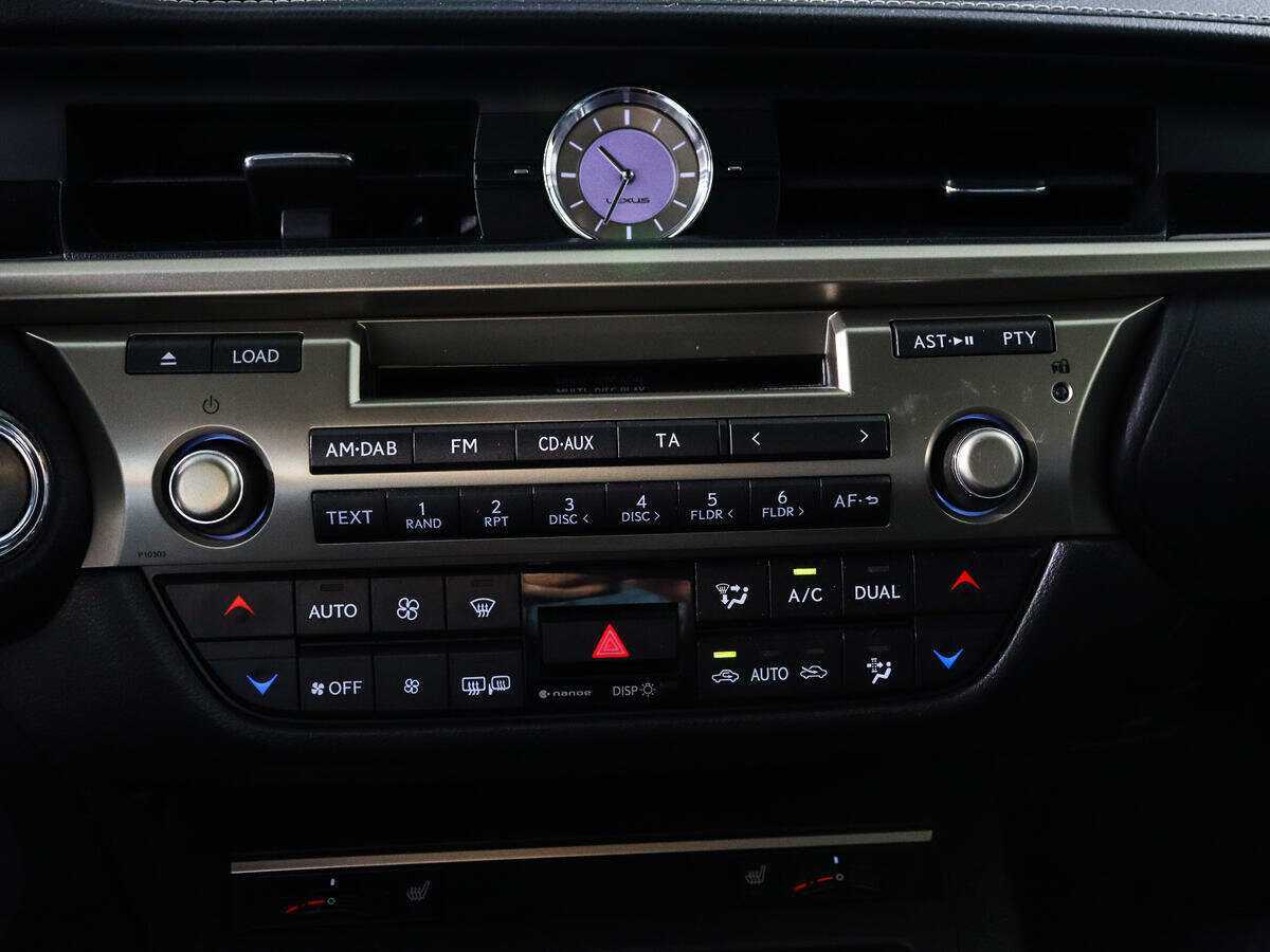 Lexus ES с пробегом — 2014 год. Фото: #15