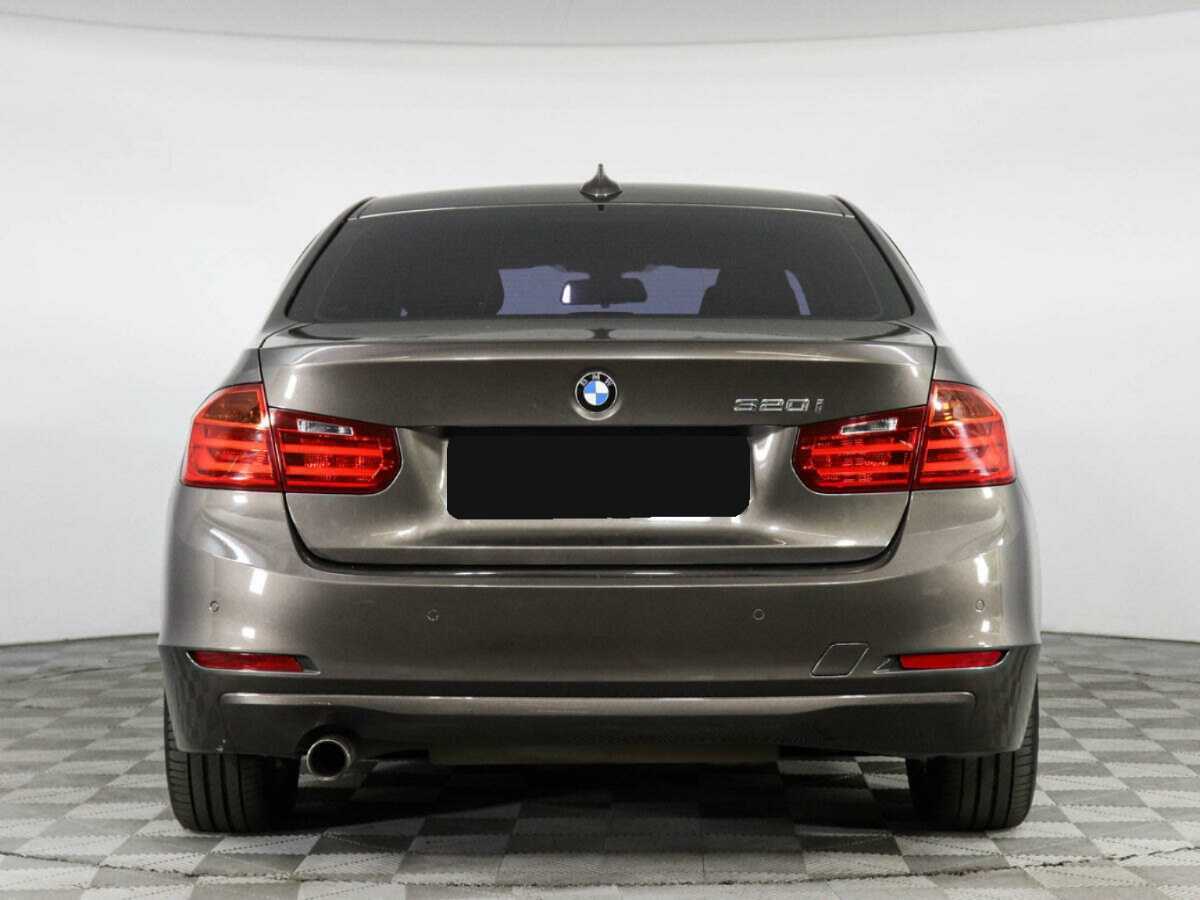 BMW 3 серии с пробегом — 2013 год. Фото: #3