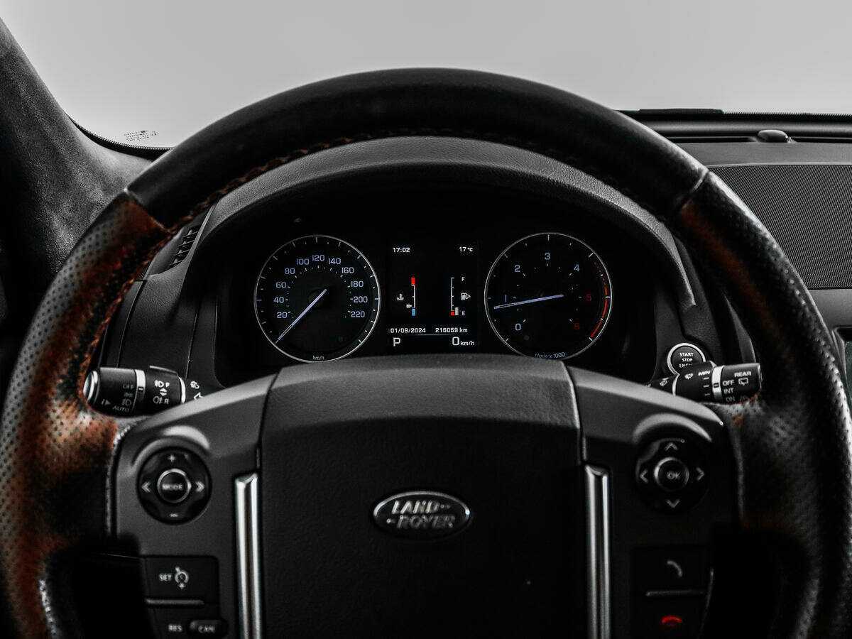 Land Rover Freelander с пробегом — 2014 год. Фото: #17