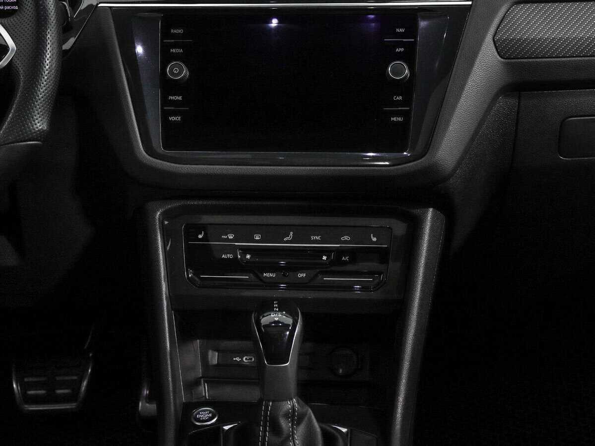 Volkswagen Tiguan с пробегом — 2021 год. Фото: #10