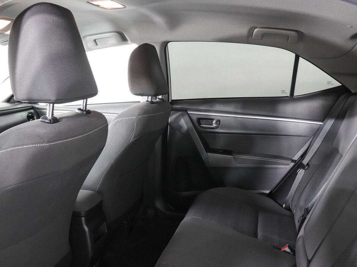 Toyota Corolla с пробегом — 2018 год. Фото: #11