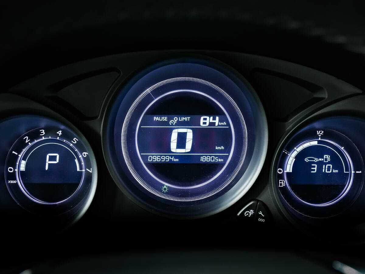 Citroen C4 с пробегом — 2016 год. Фото: #7