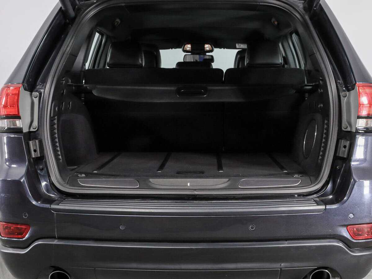 Jeep Grand Cherokee с пробегом — 2013 год. Фото: #11