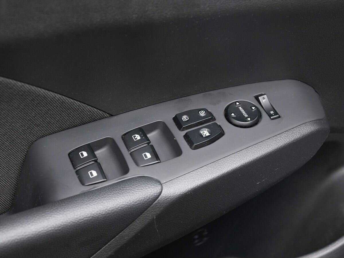 Hyundai Solaris с пробегом — 2019 год. Фото: #18