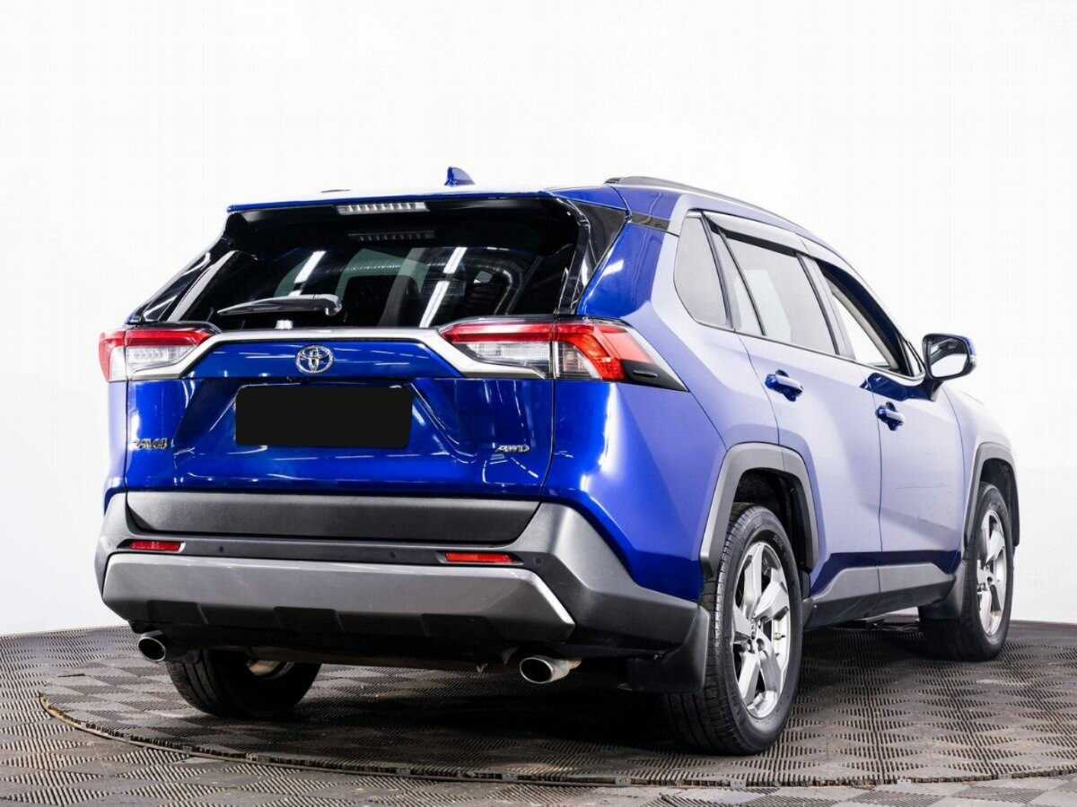 Toyota RAV4 с пробегом — 2021 год. Фото: #5
