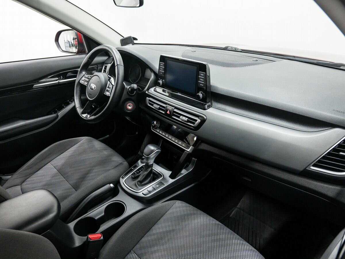 Kia Seltos с пробегом — 2021 год. Фото: #6