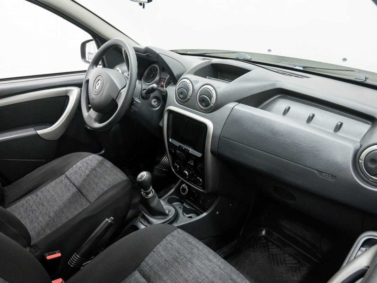 Renault Duster с пробегом — 2014 год. Фото: #6