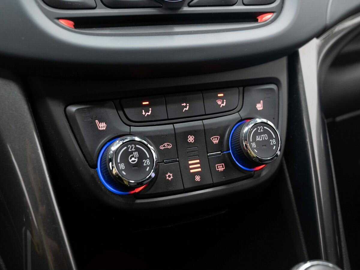 Opel Zafira с пробегом — 2013 год. Фото: #19