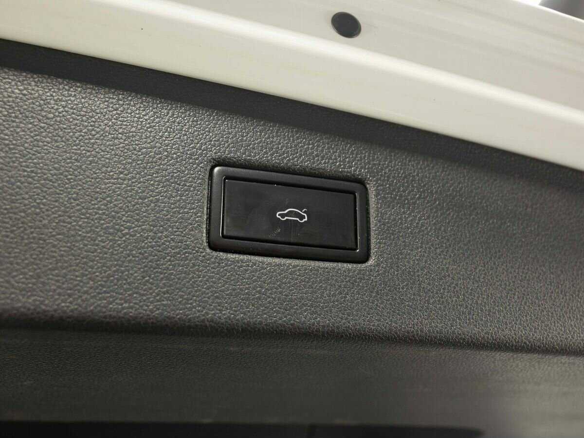 Volkswagen Tiguan с пробегом — 2018 год. Фото: #23