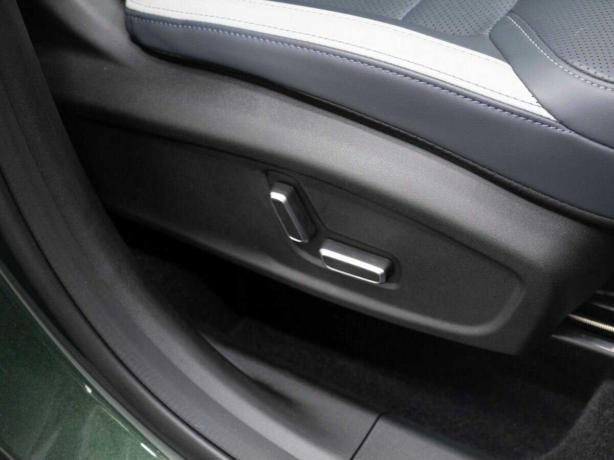 Geely Atlas с пробегом — 2023 год. Фото: #14