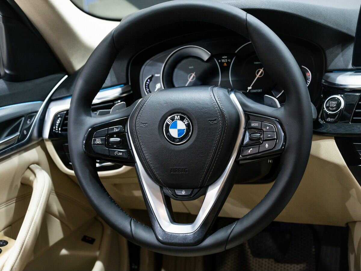 BMW 5 серии с пробегом — 2017 год. Фото: #10