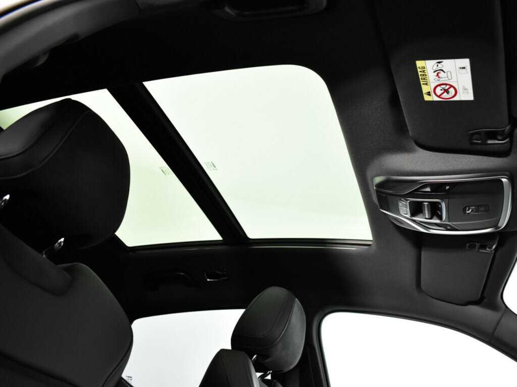 Geely Tugella с пробегом — 2023 год. Фото: #12