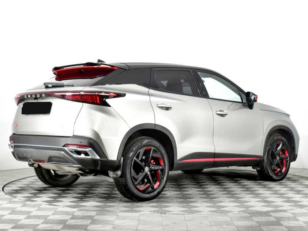 OMODA C5 с пробегом — 2023 год. Фото: #4