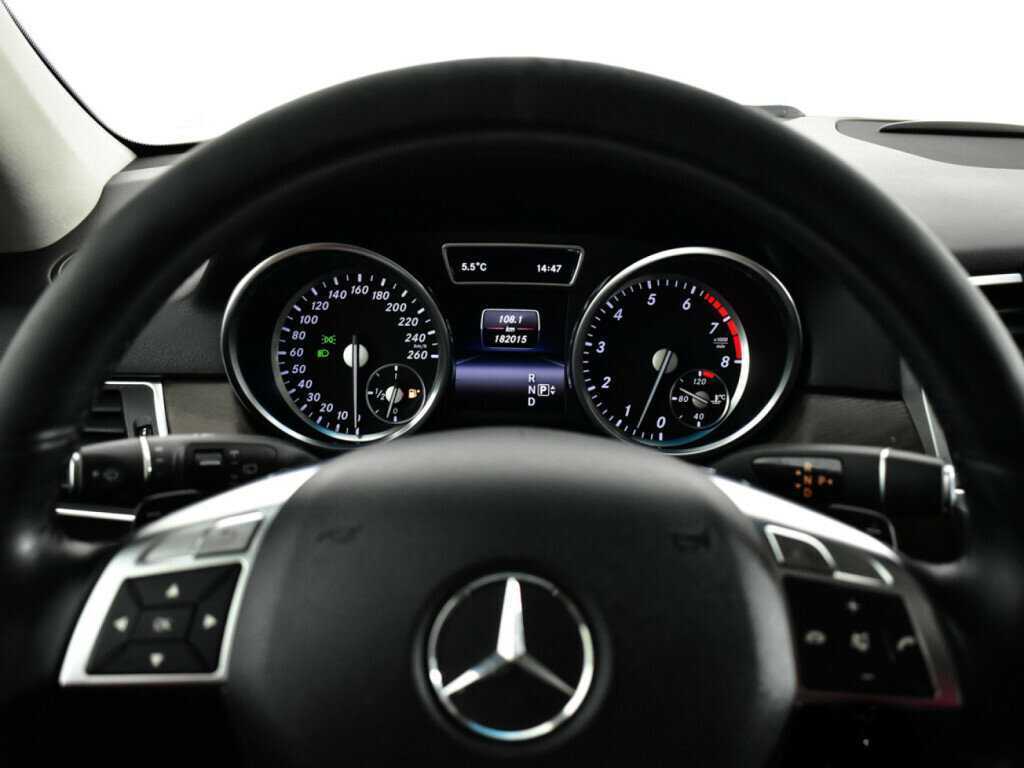 Mercedes-Benz M-Класс с пробегом — 2013 год. Фото: #8