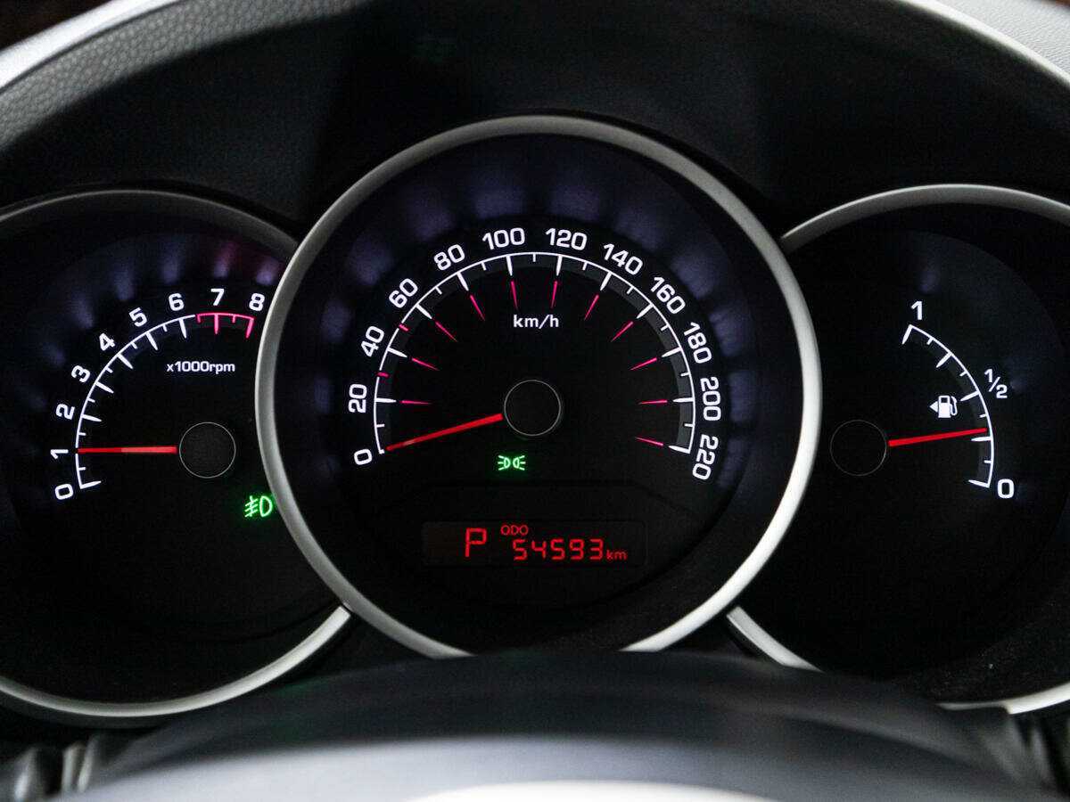 Kia Venga с пробегом — 2015 год. Фото: #11