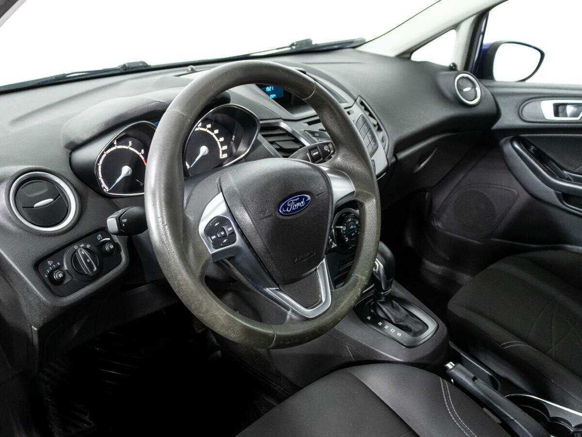 Ford Fiesta с пробегом — 2016 год. Фото: #10