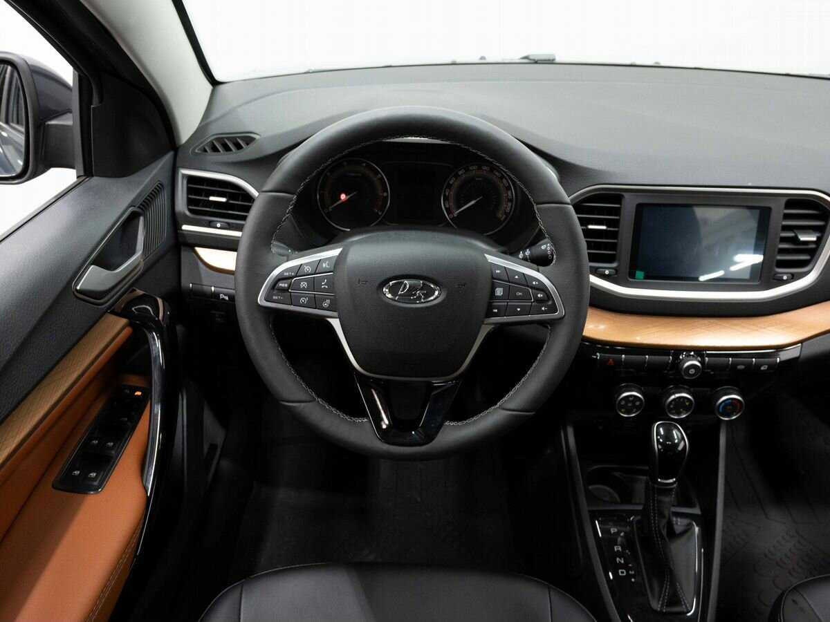 Lada (ВАЗ) Vesta с пробегом — 2024 год. Фото: #14