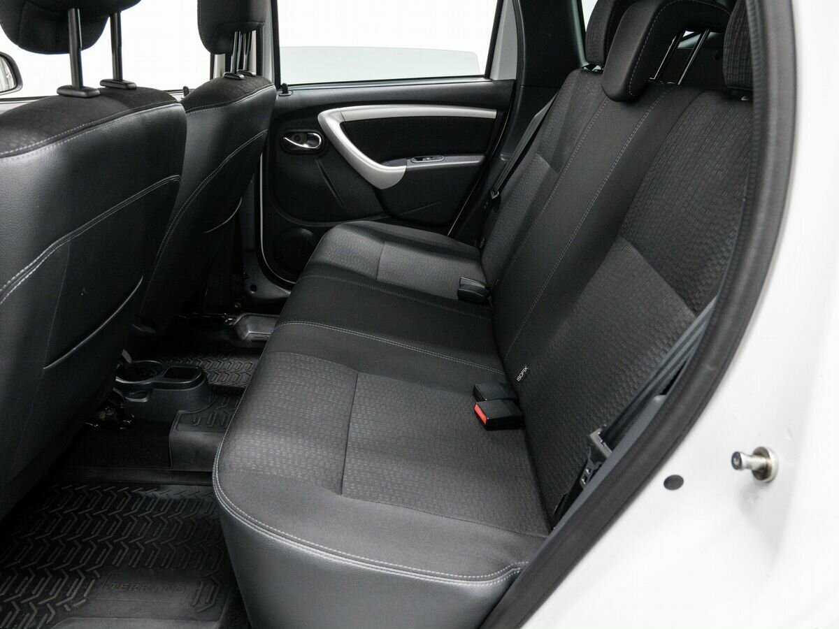 Nissan Terrano с пробегом — 2015 год. Фото: #12