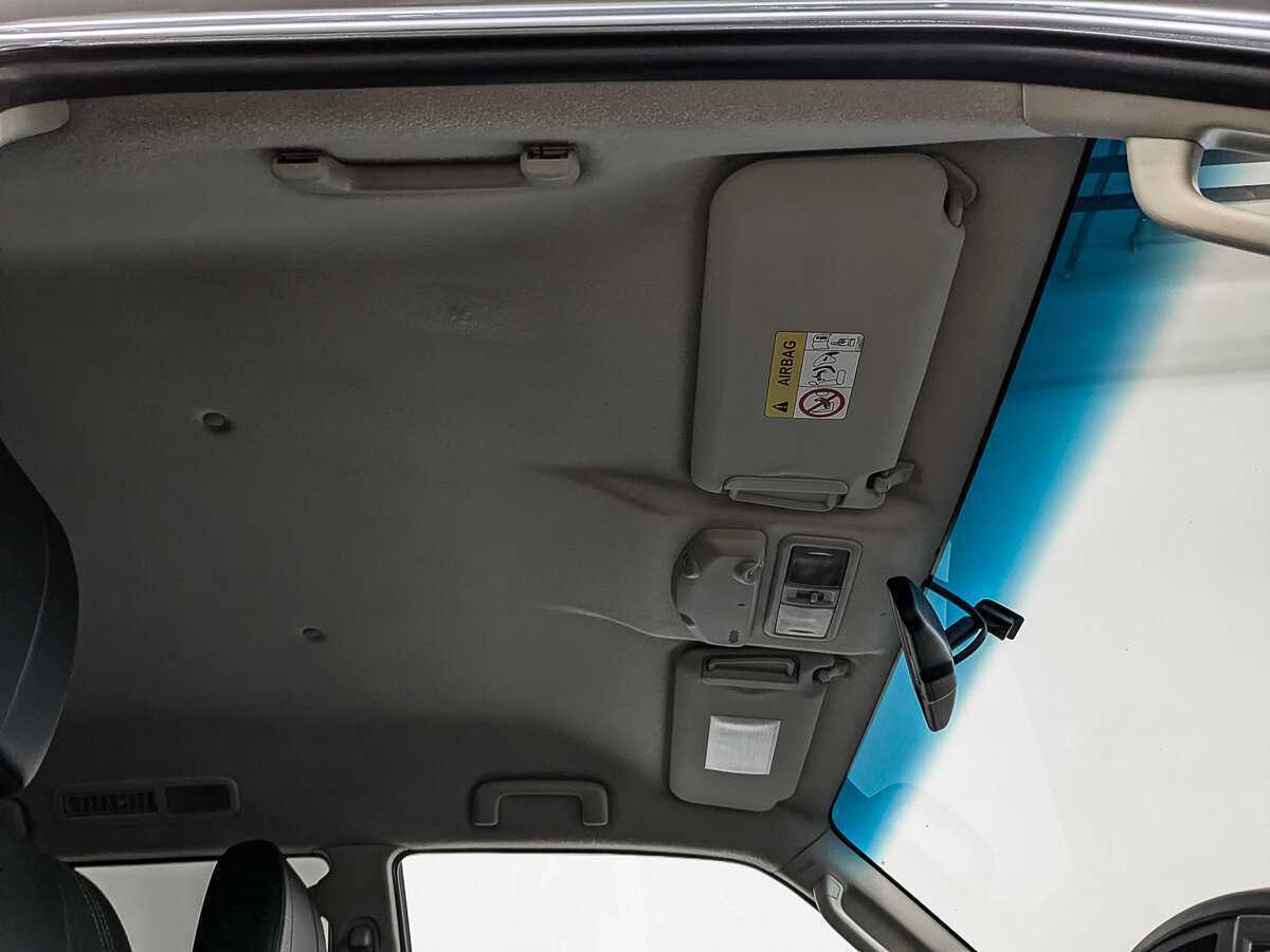 Mitsubishi Pajero с пробегом — 2014 год. Фото: #21