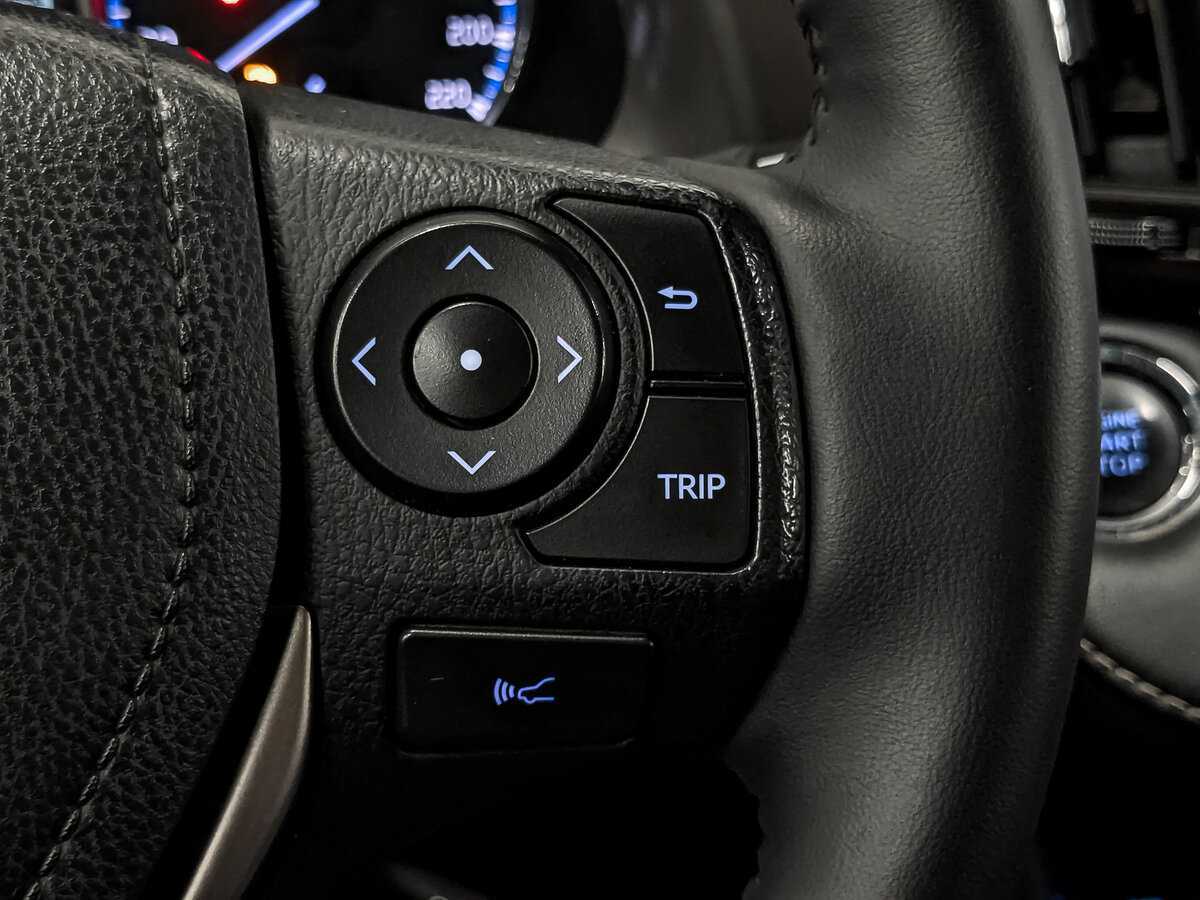 Toyota RAV4 с пробегом — 2017 год. Фото: #27