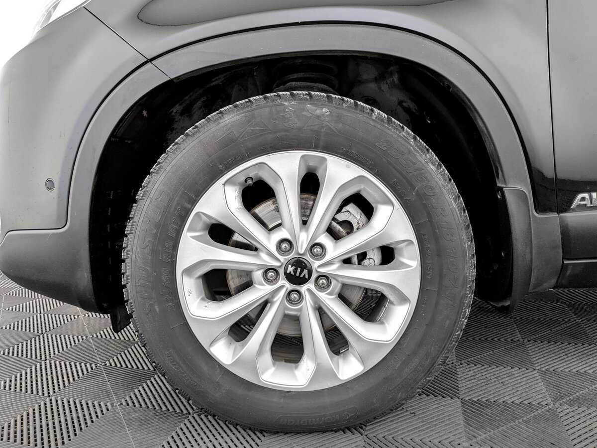 Kia Sorento с пробегом — 2017 год. Фото: #17