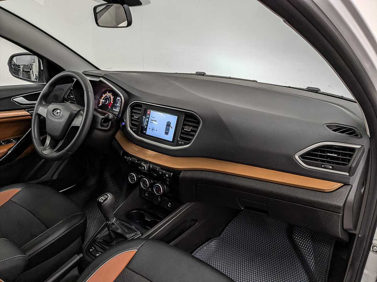 Lada (ВАЗ) Vesta с пробегом — 2024 год. Фото: #12