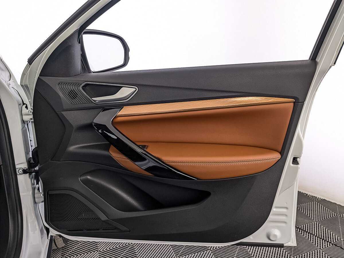 Lada (ВАЗ) Vesta с пробегом — 2024 год. Фото: #24