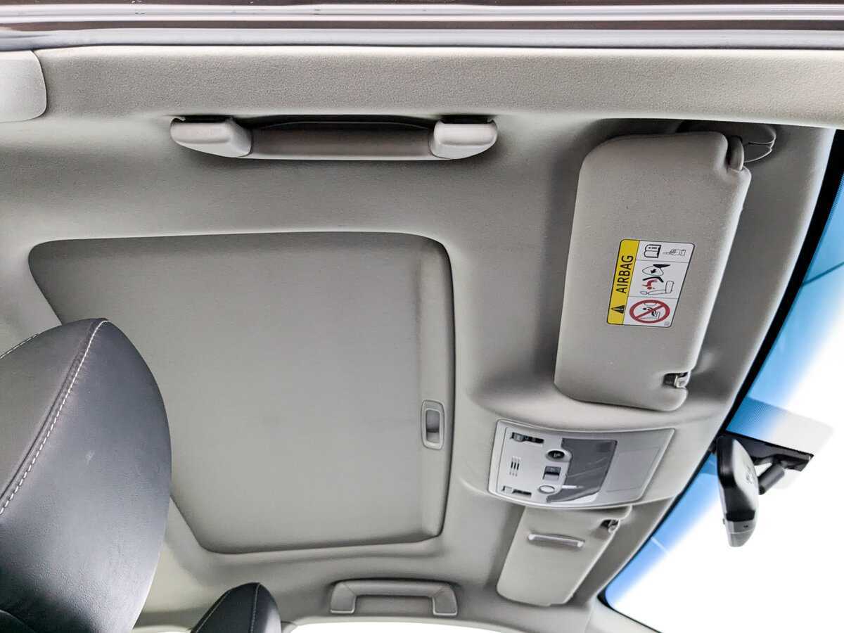 Lexus ES с пробегом — 2015 год. Фото: #21