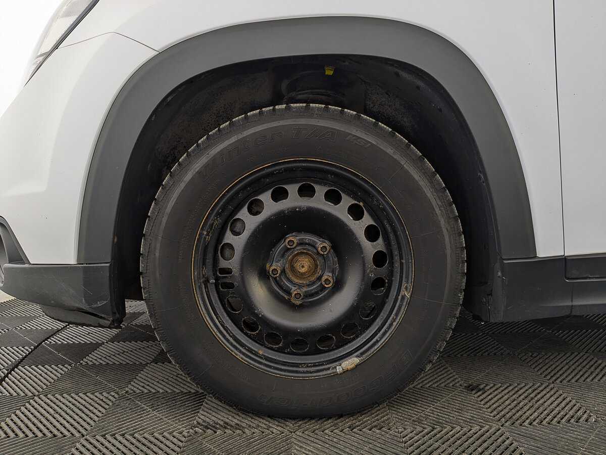 Chevrolet Orlando с пробегом — 2012 год. Фото: #11