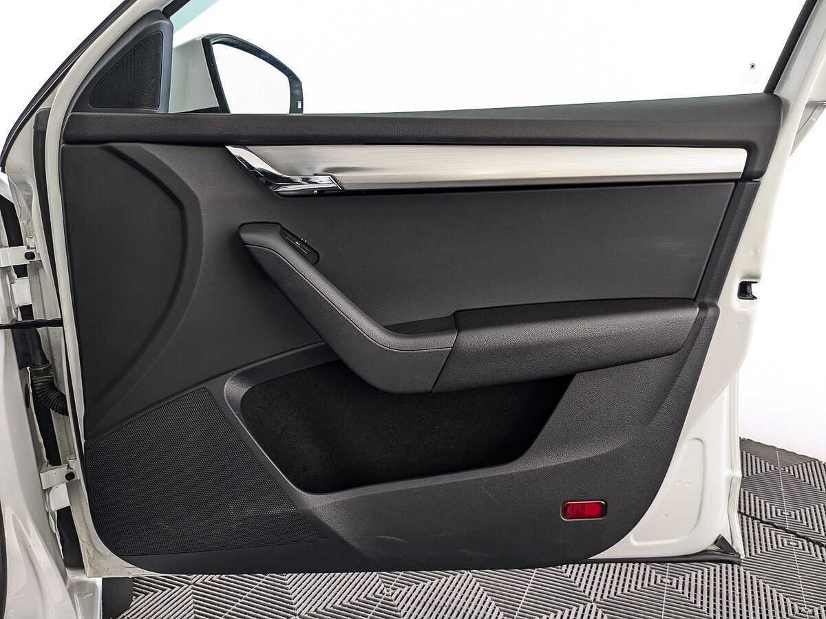 Skoda Octavia с пробегом — 2020 год. Фото: #21