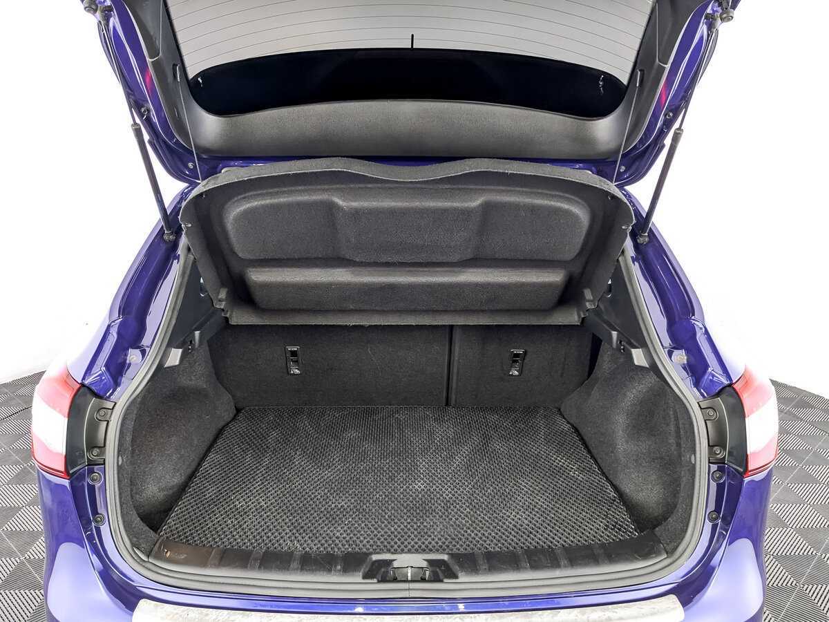 Nissan Qashqai с пробегом — 2016 год. Фото: #9
