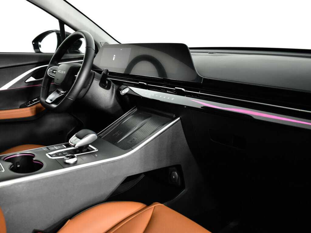 OMODA C5 с пробегом — 2023 год. Фото: #8