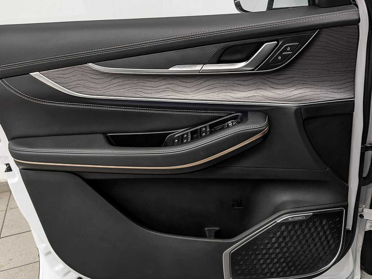 EXEED LX с пробегом — 2022 год. Фото: #18