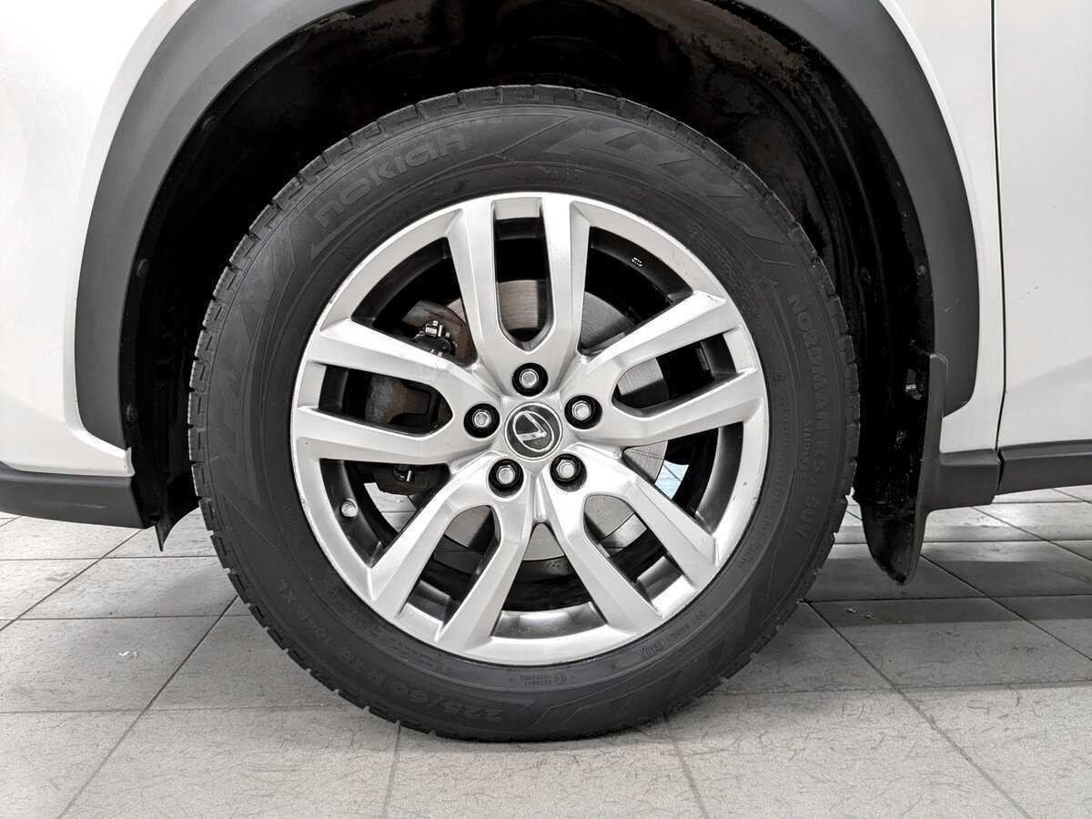 Lexus NX с пробегом — 2018 год. Фото: #17