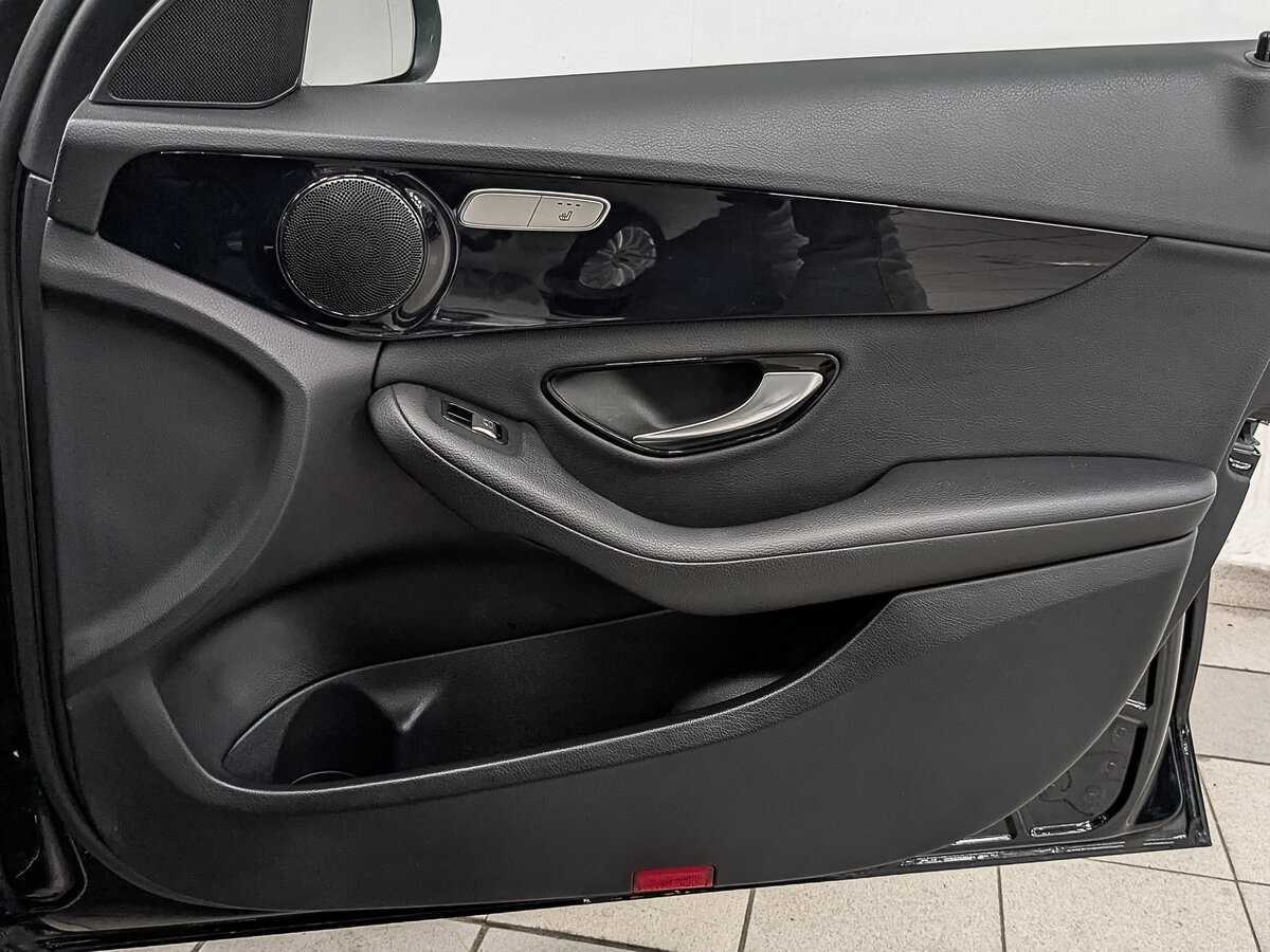 Mercedes-Benz C-Класс с пробегом — 2018 год. Фото: #22