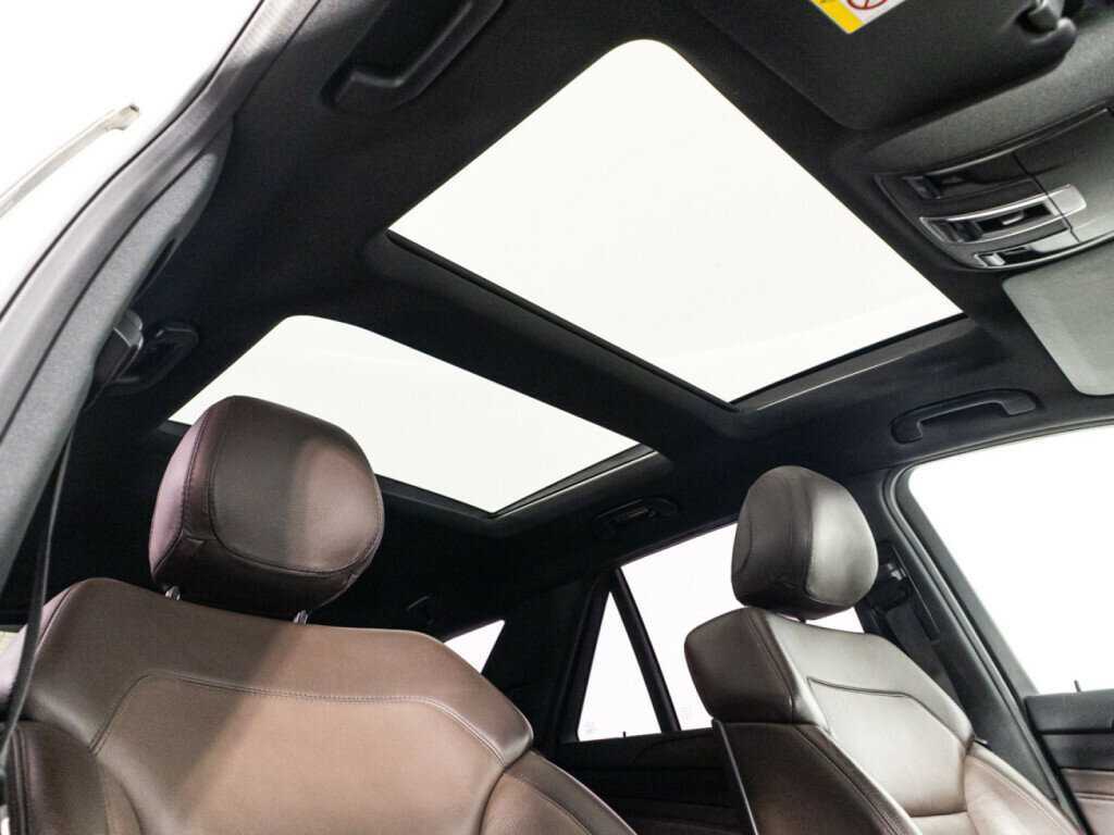 Mercedes-Benz M-Класс с пробегом — 2014 год. Фото: #16