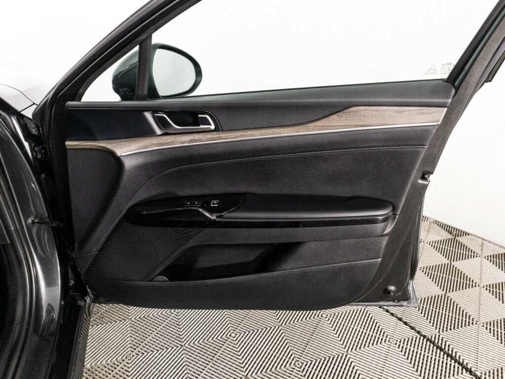 Kia K5 с пробегом — 2020 год. Фото: #25