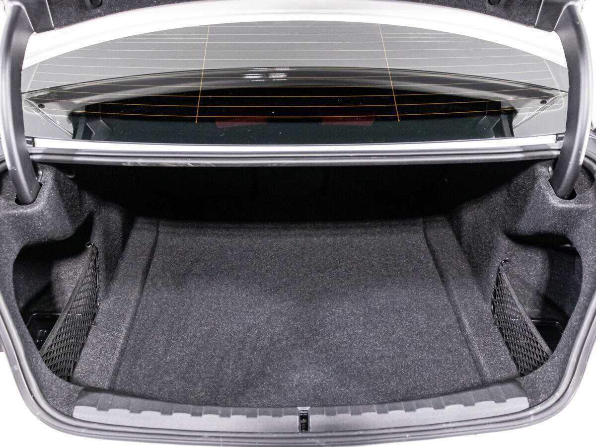 BMW 3 серии с пробегом — 2020 год. Фото: #13