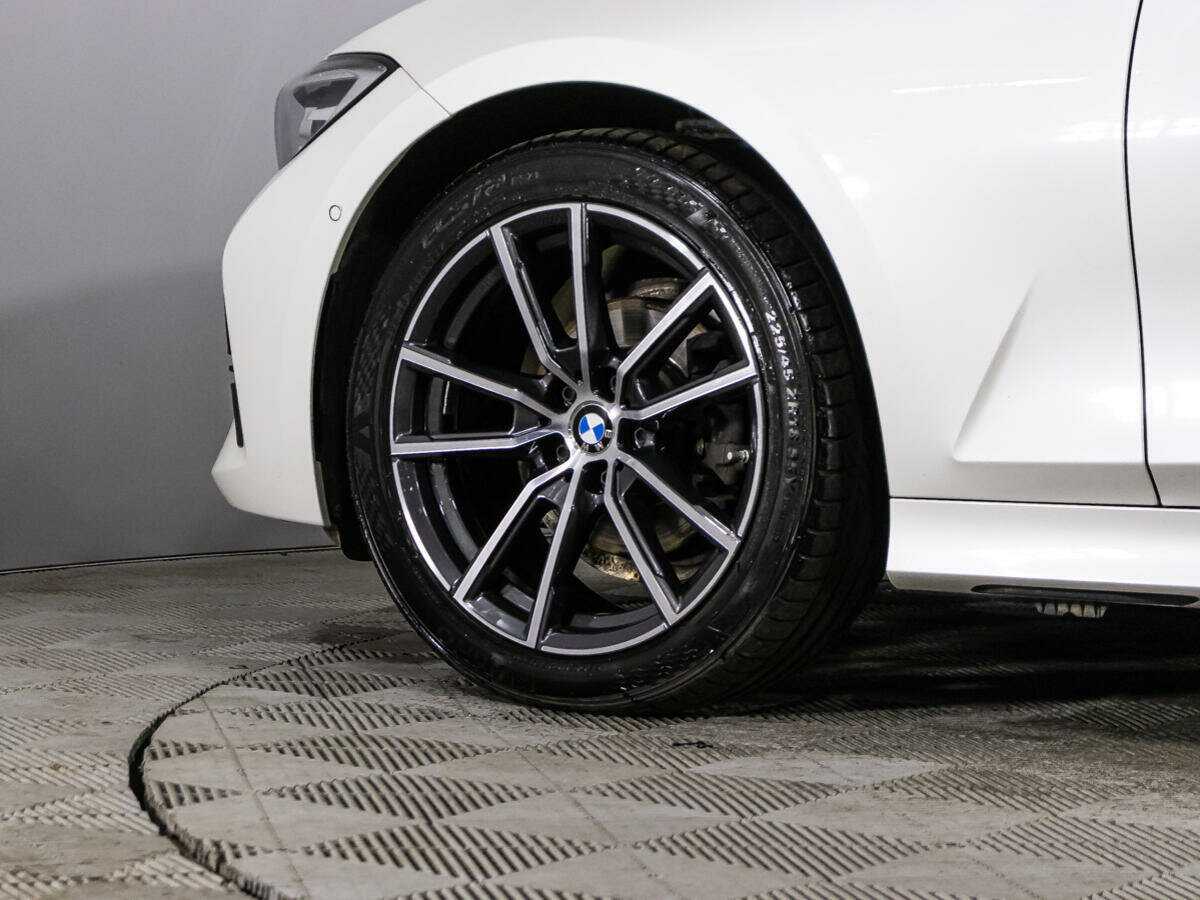 BMW 3 серии с пробегом — 2020 год. Фото: #22