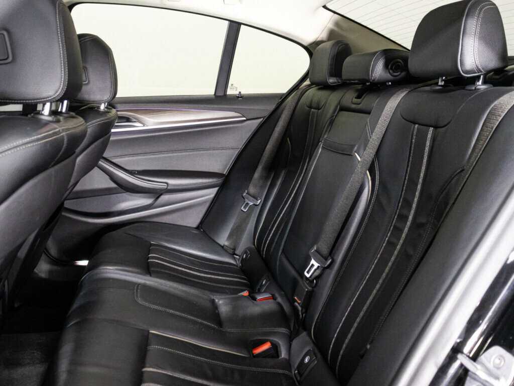 BMW 5 серии с пробегом — 2017 год. Фото: #9