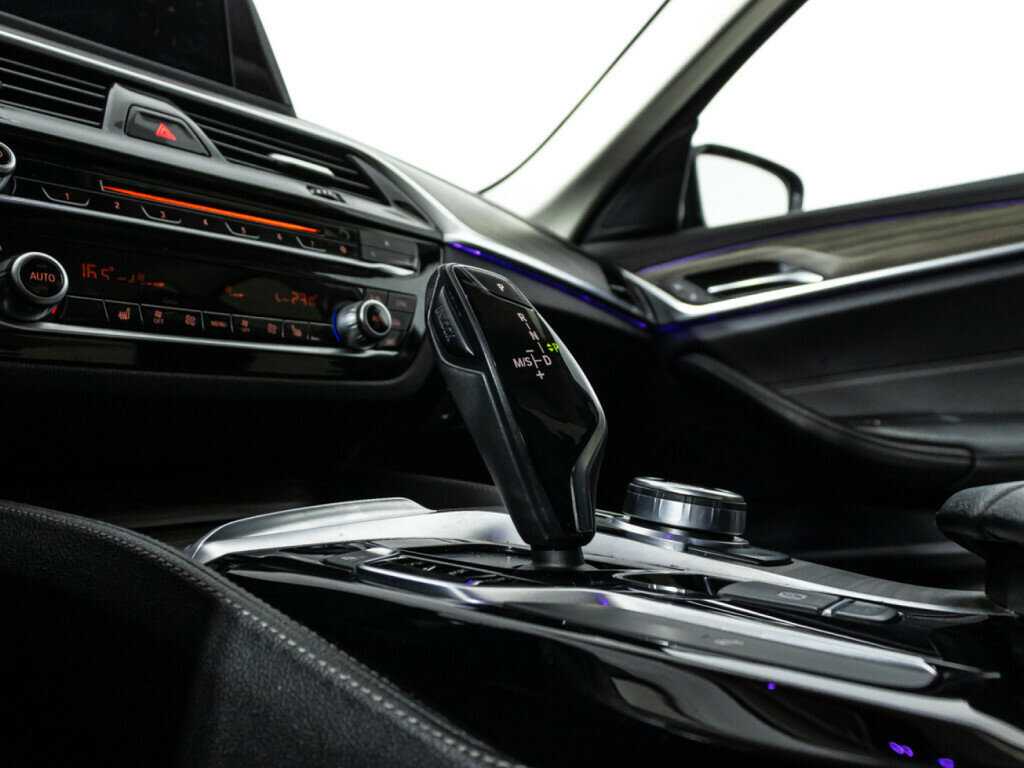 BMW 5 серии с пробегом — 2017 год. Фото: #18
