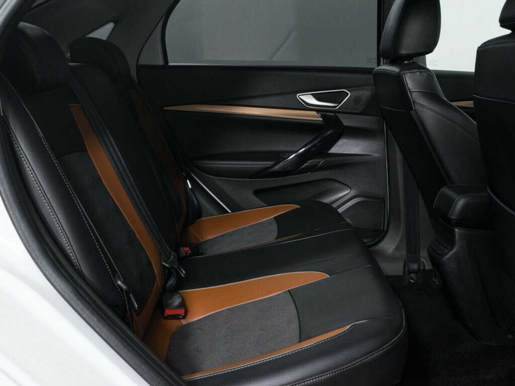 Lada (ВАЗ) Vesta с пробегом — 2023 год. Фото: #9