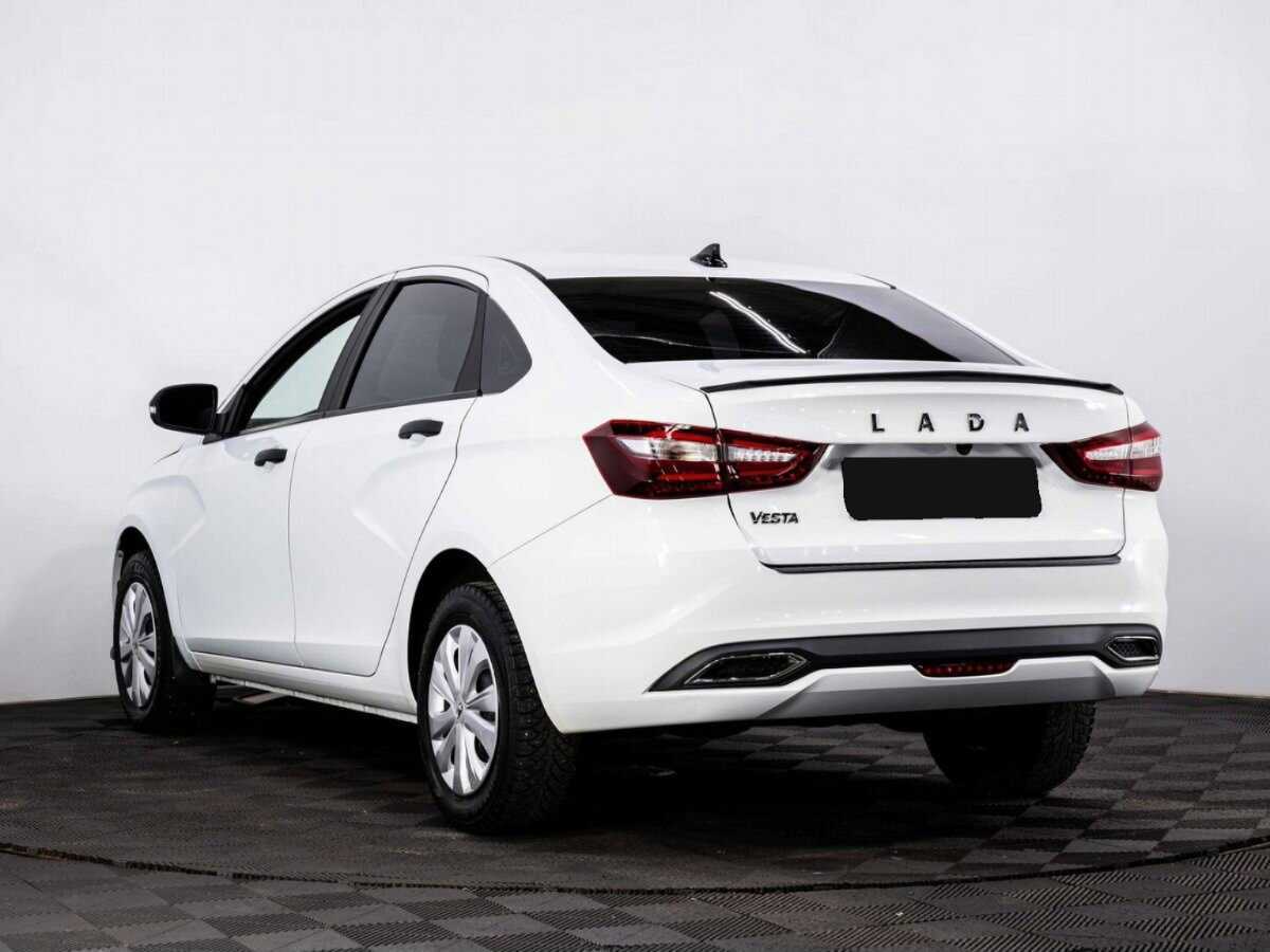 Lada (ВАЗ) Vesta с пробегом — 2023 год. Фото: #3