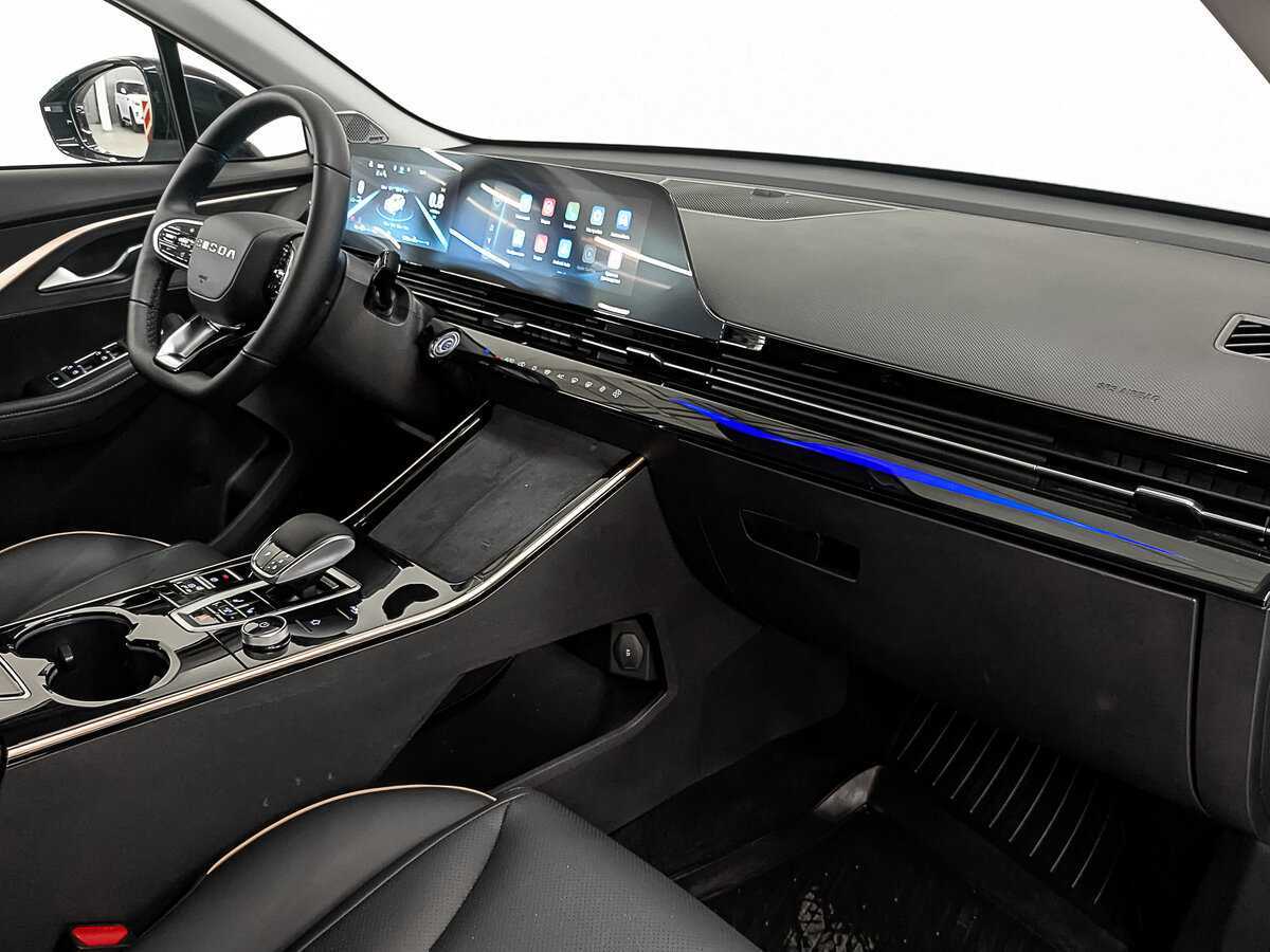 OMODA C5 с пробегом — 2023 год. Фото: #10