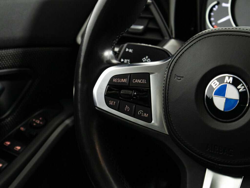 BMW 3 серии с пробегом — 2019 год. Фото: #15