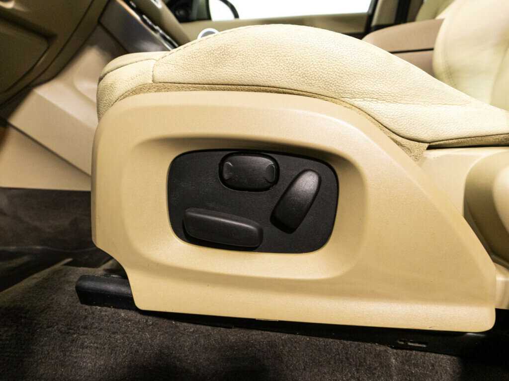 Land Rover Range Rover Evoque с пробегом — 2012 год. Фото: #16