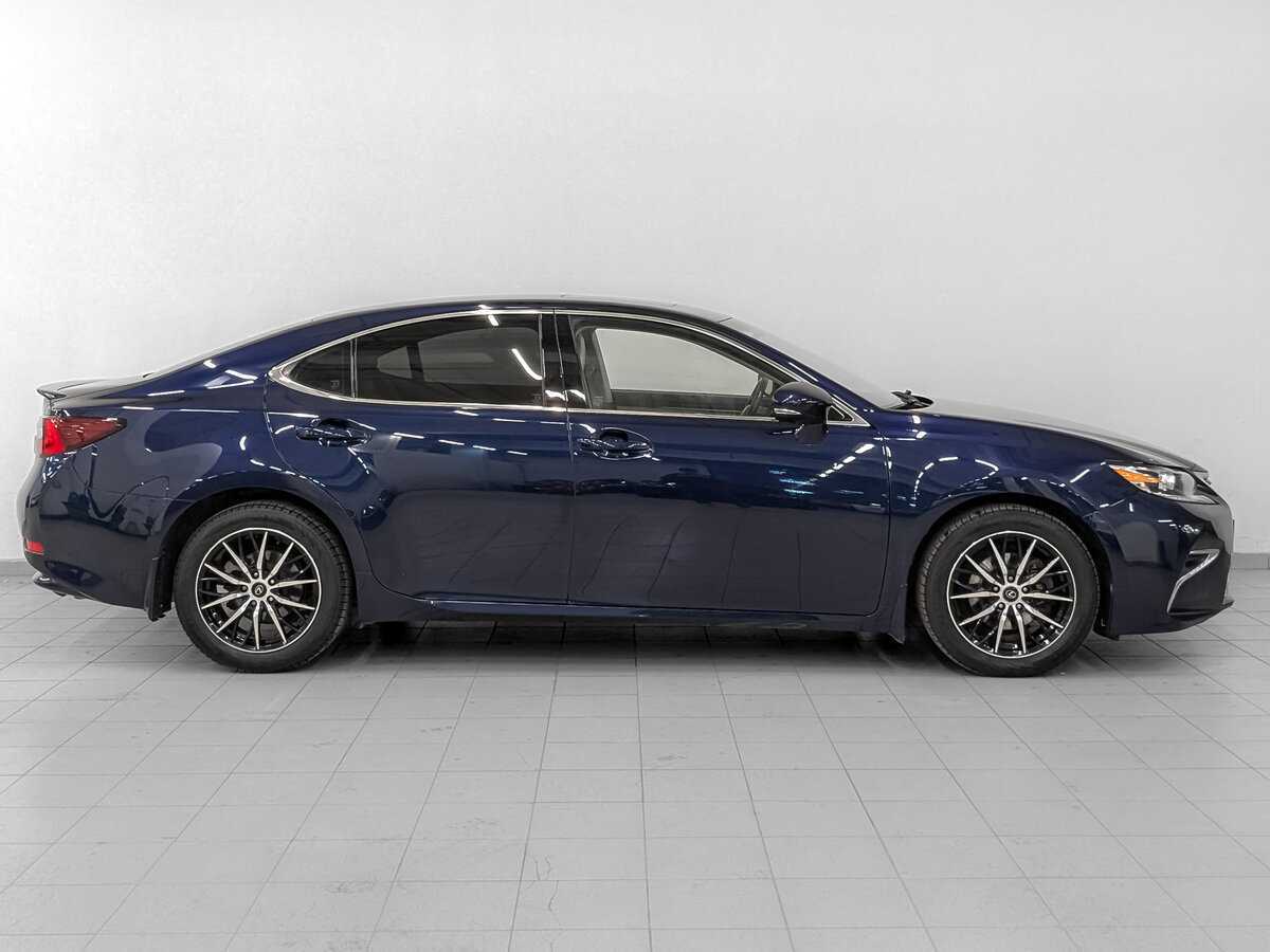 Lexus ES с пробегом — 2015 год. Фото: #3
